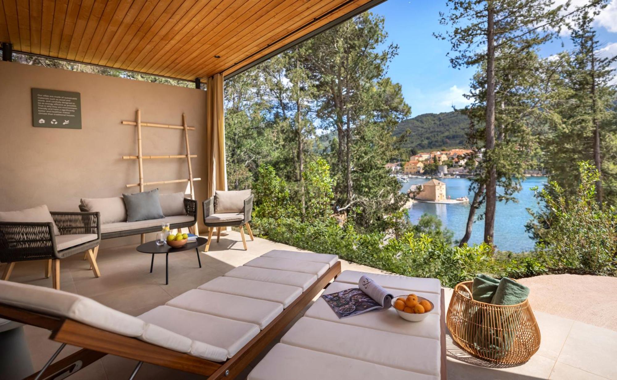 Valamar Amicor Resort Stari Grad  Buitenkant foto