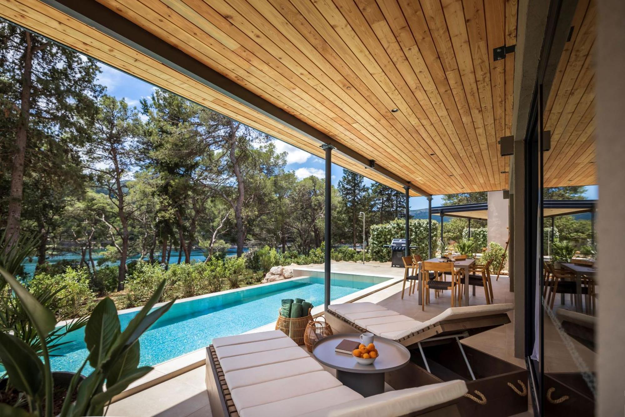 Valamar Amicor Resort Stari Grad  Buitenkant foto