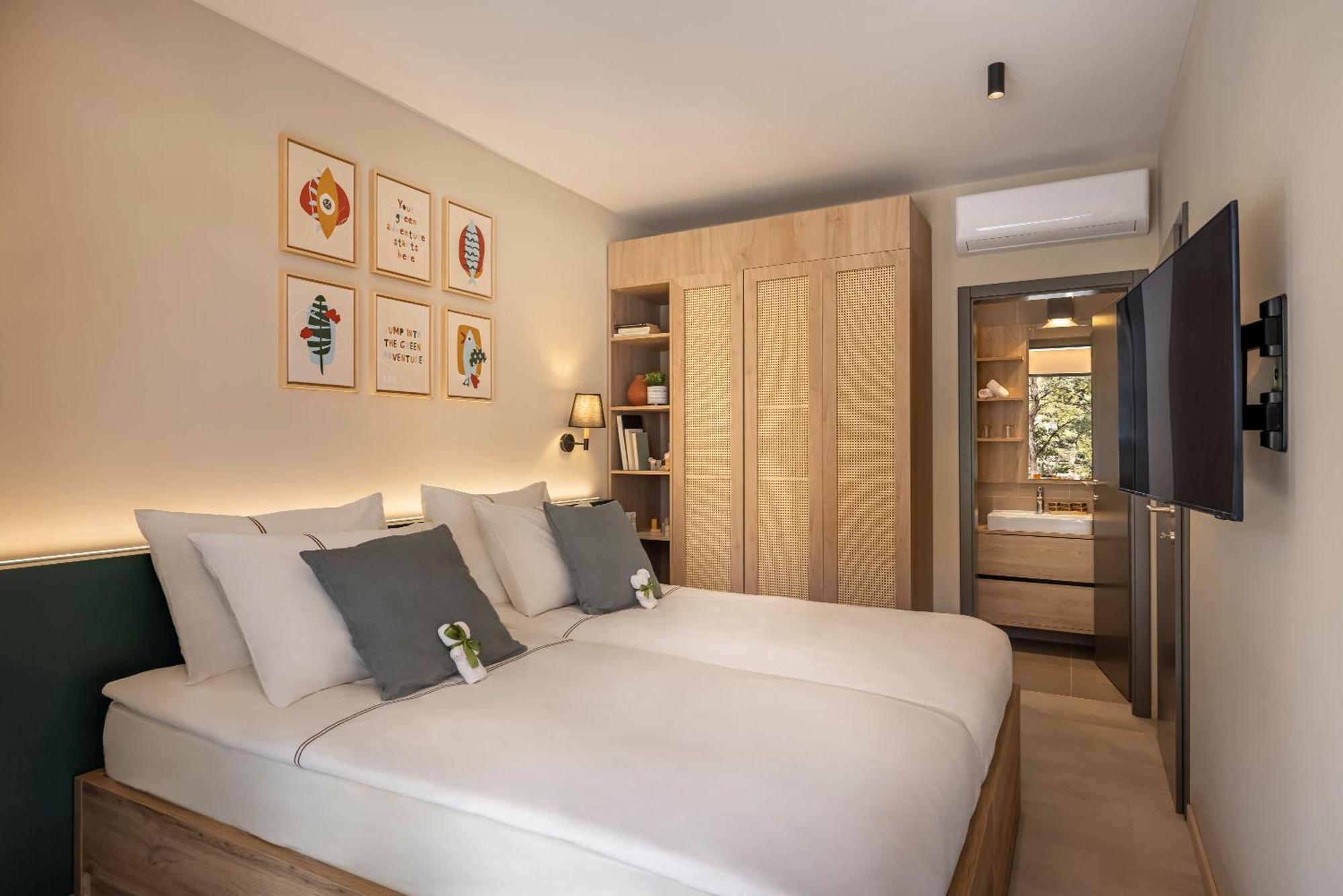 Valamar Amicor Resort Stari Grad  Kamer foto